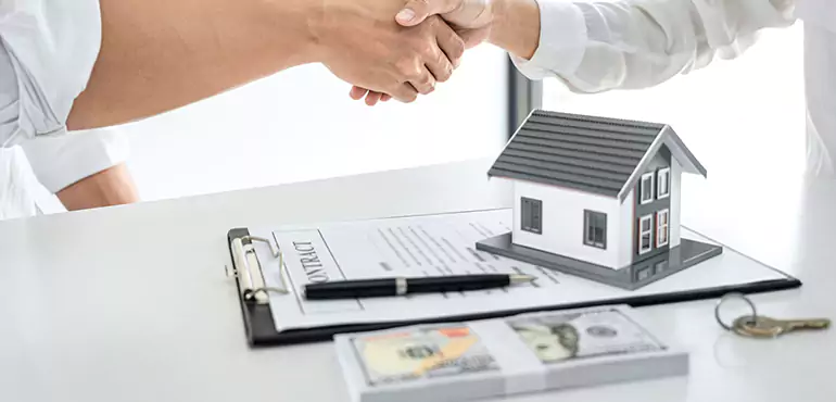 Why Choose Rossford Home Buyers to Buy Your Home Off Market On Cash in Rossford, OH?